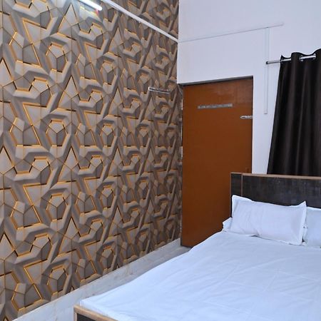 Privyrooms Gorakhpur Exterior photo