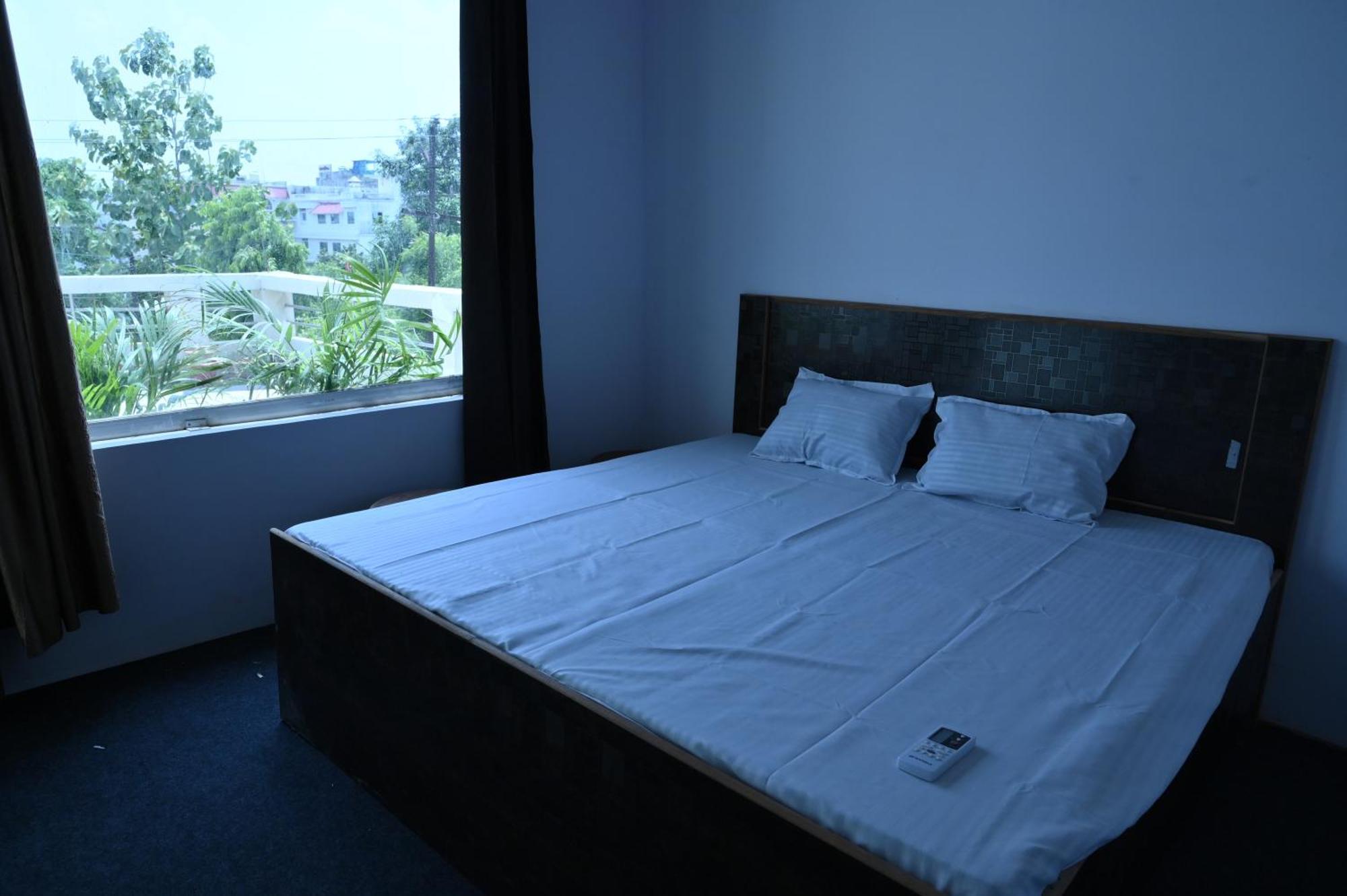 Privyrooms Gorakhpur Exterior photo