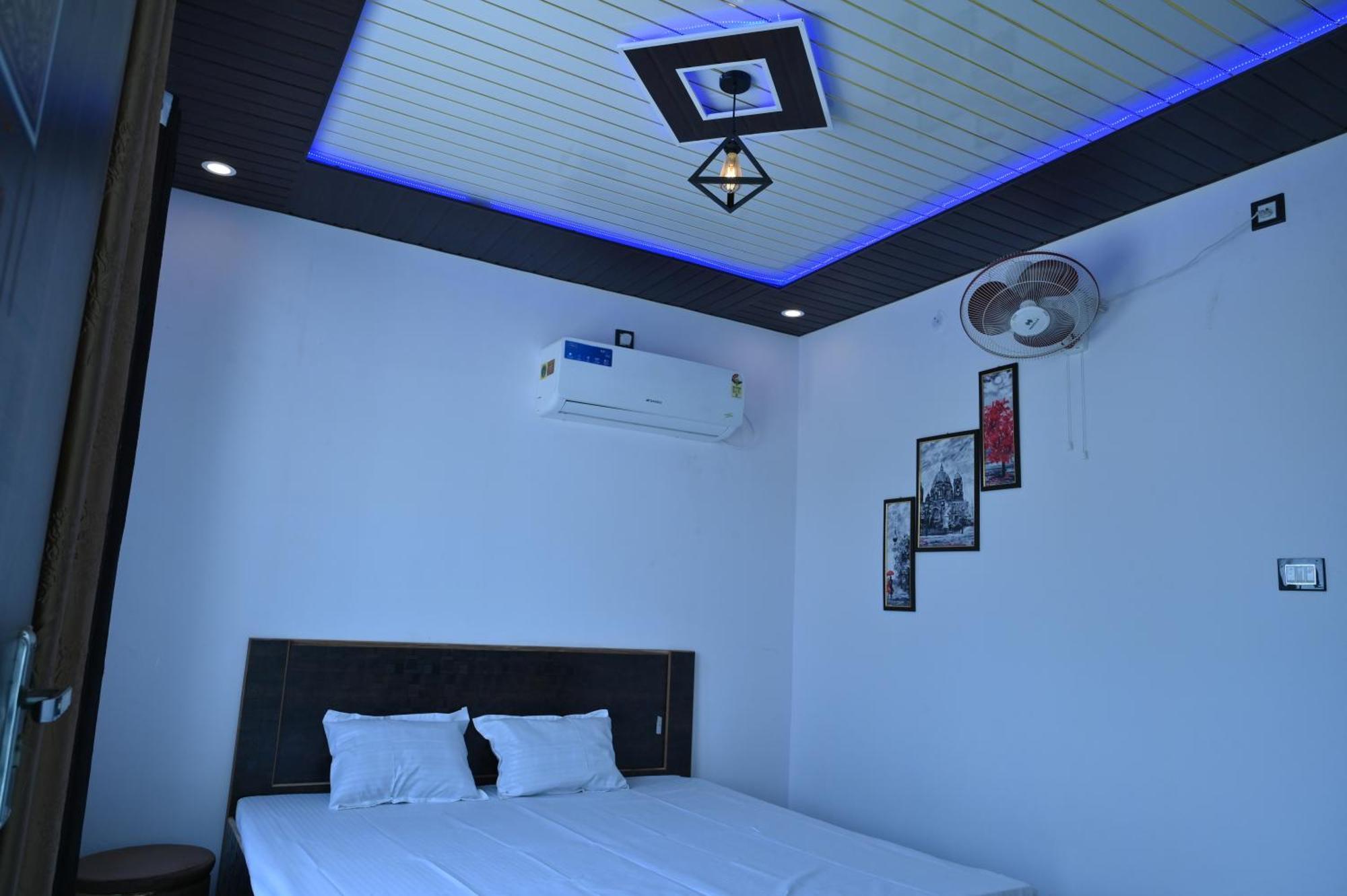 Privyrooms Gorakhpur Exterior photo