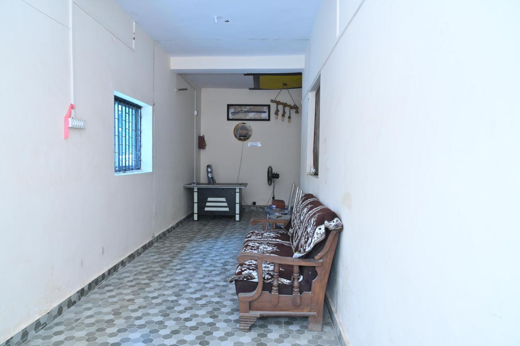 Privyrooms Gorakhpur Exterior photo