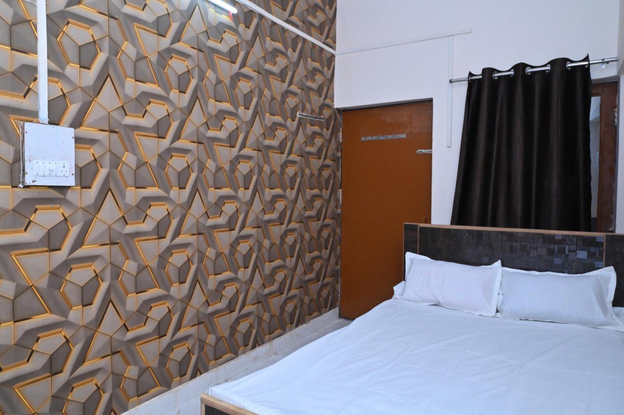 Privyrooms Gorakhpur Exterior photo